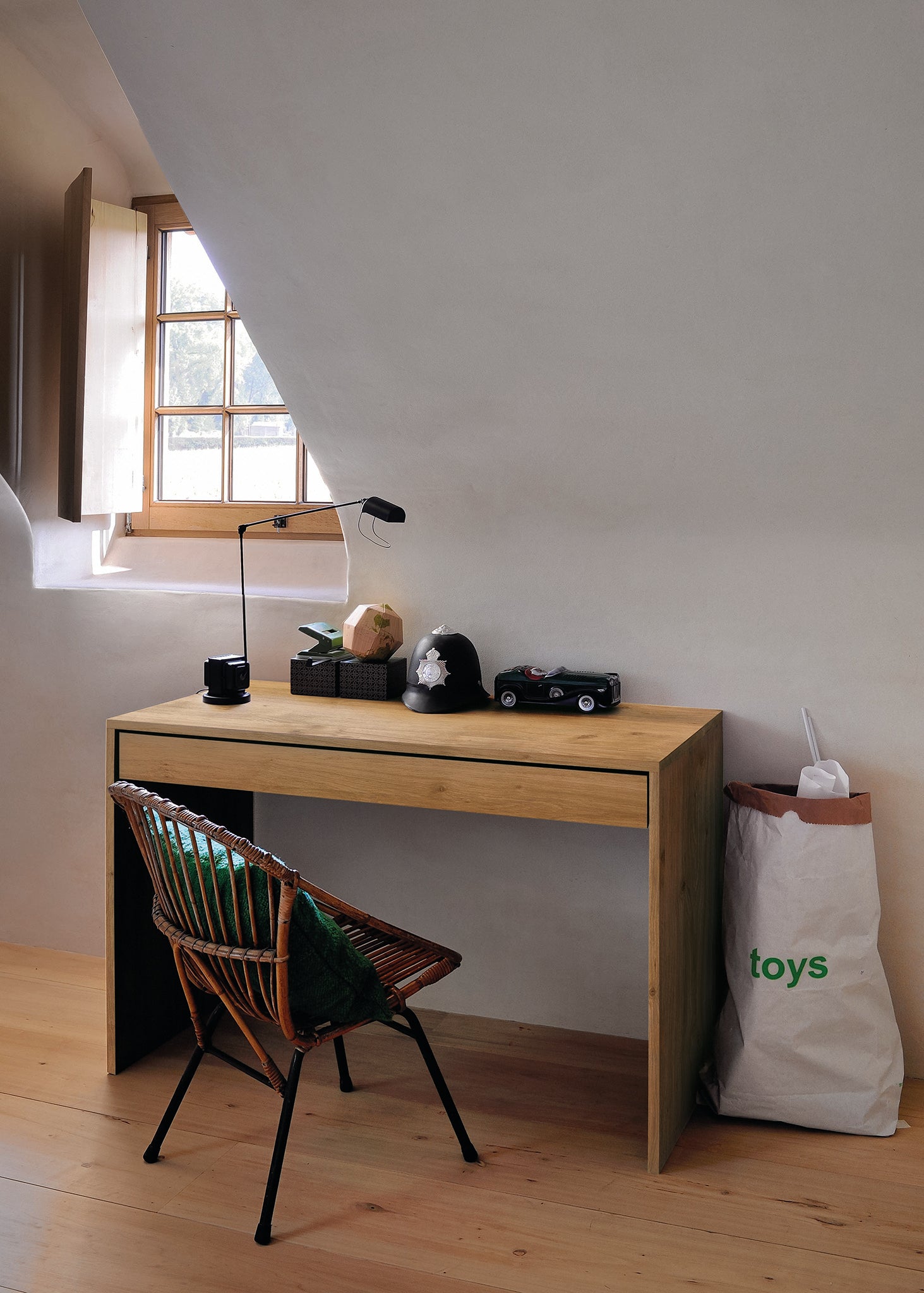 Ethnicraft - Bureau Wave - Chêne massif - 120 x 60 x H 78