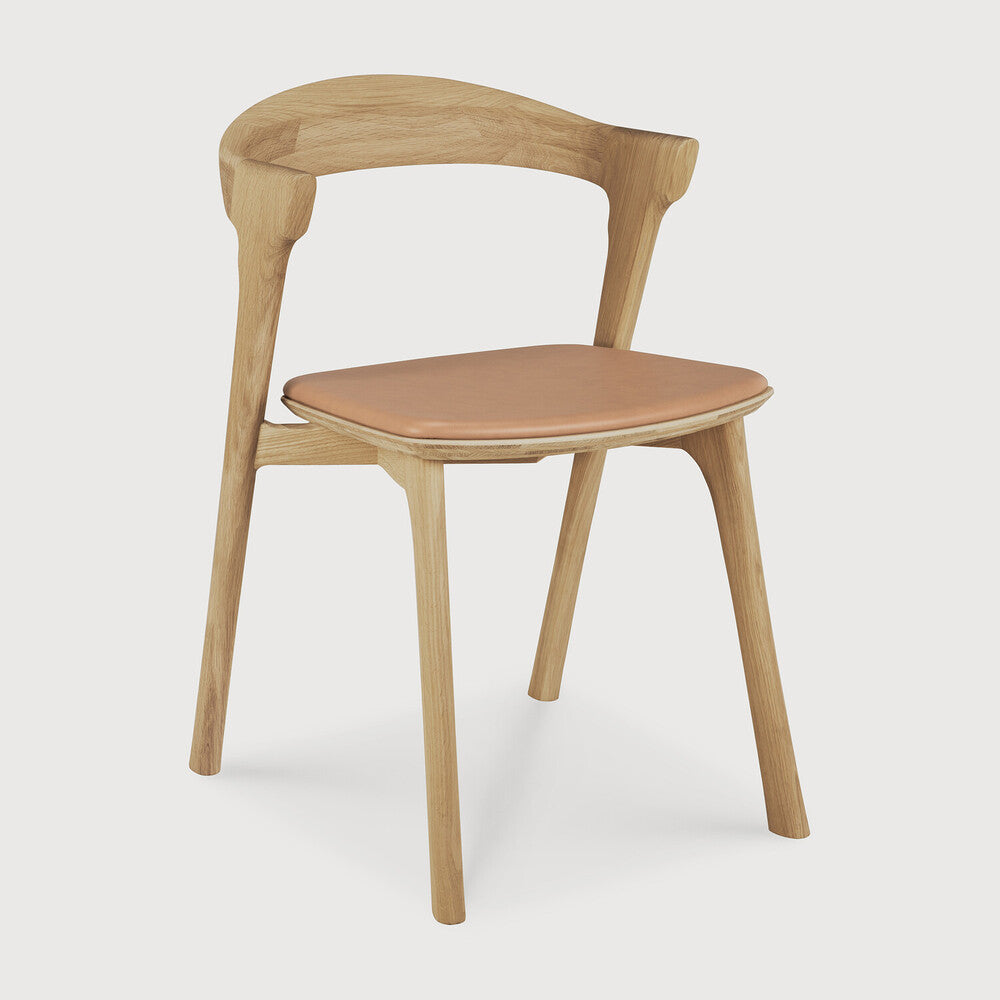 Ethnicraft - Chaise Bok - Chêne verni - Assise cuir Sienne