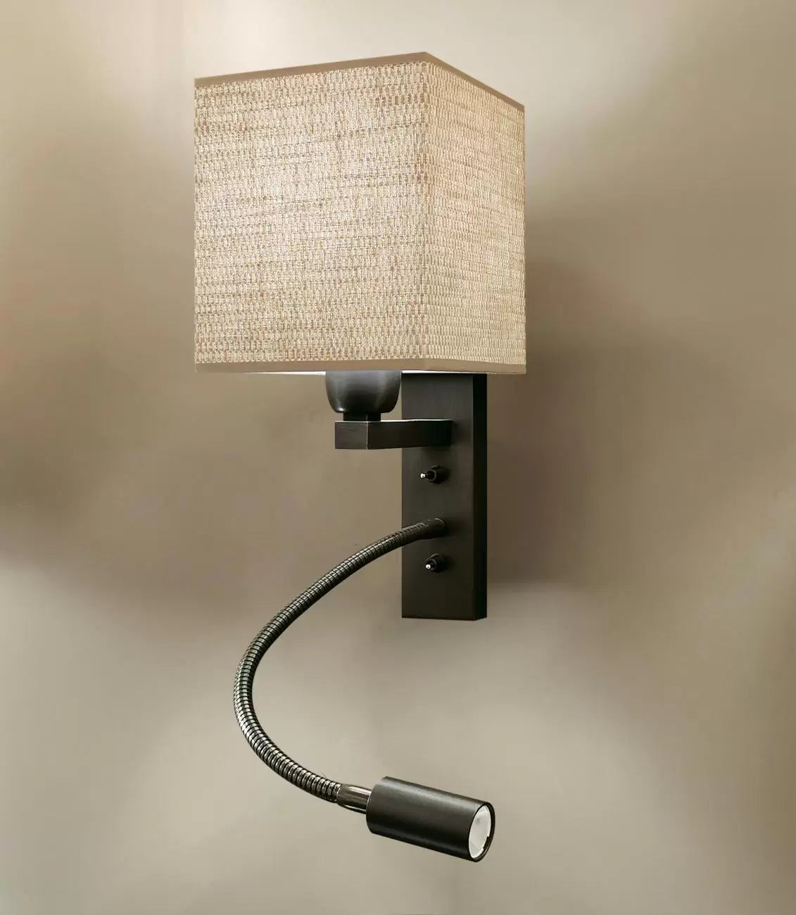 Stéphane Davidts - Kary - Applique murale - Laiton