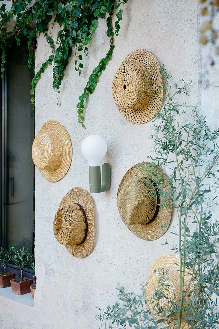 Fermob - APLÔ - Support applique murale en stock