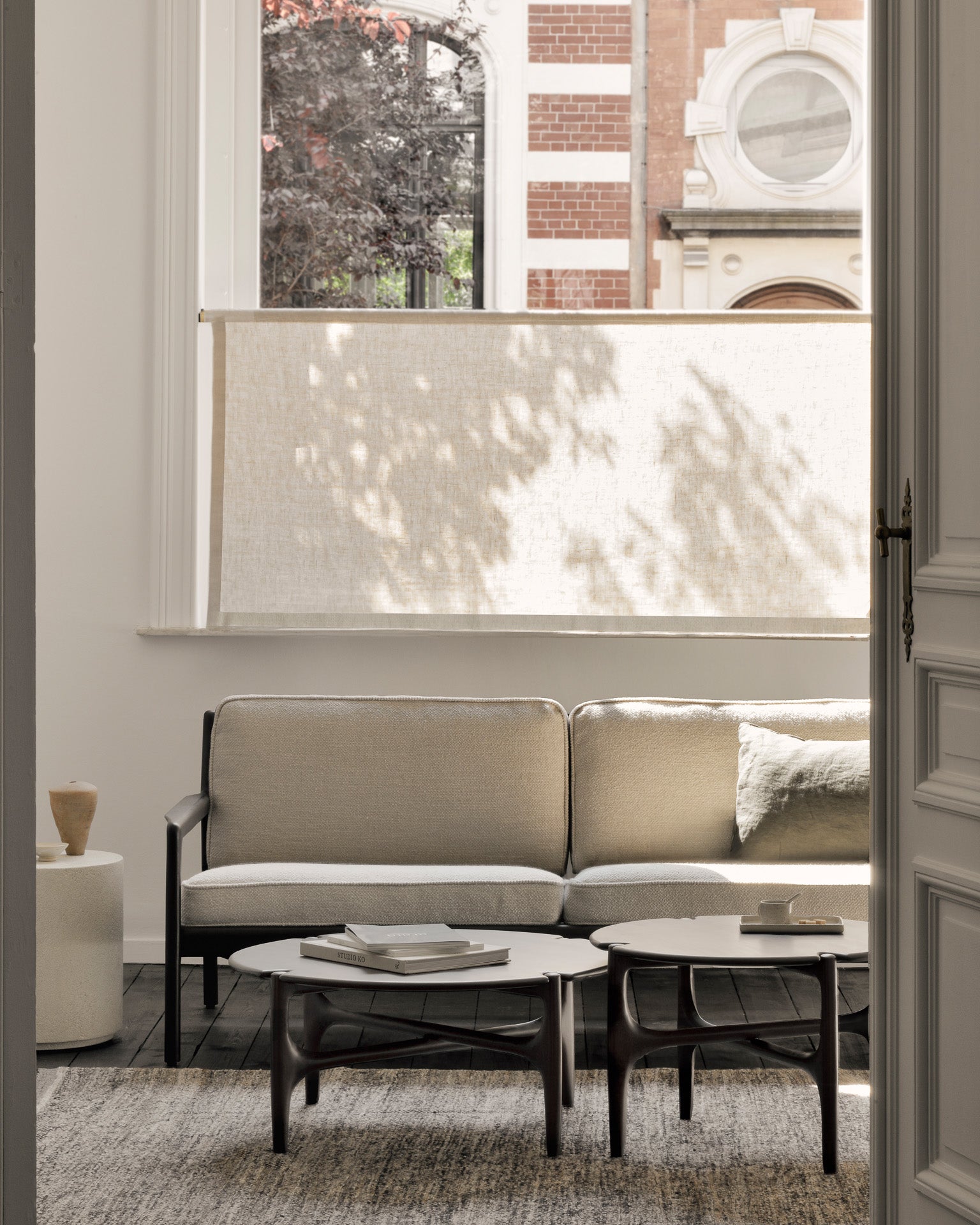 Ethnicraft - Table basse "PI" - acajou - 80 x 80 x H35