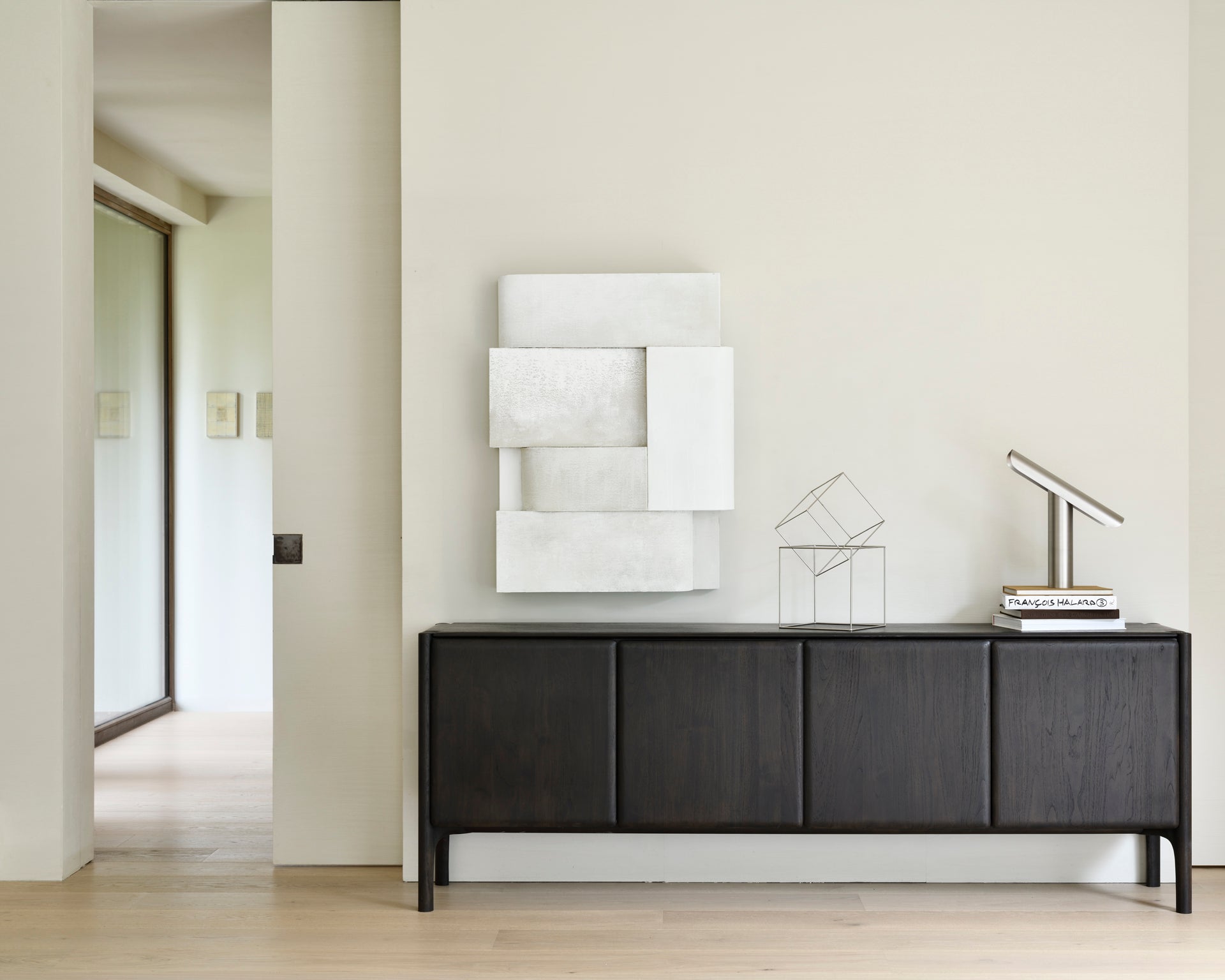 Ethnicraft - Buffet "PI" - 4 portes - Teck vernis - Dark Brown - 230 x 45 x H83