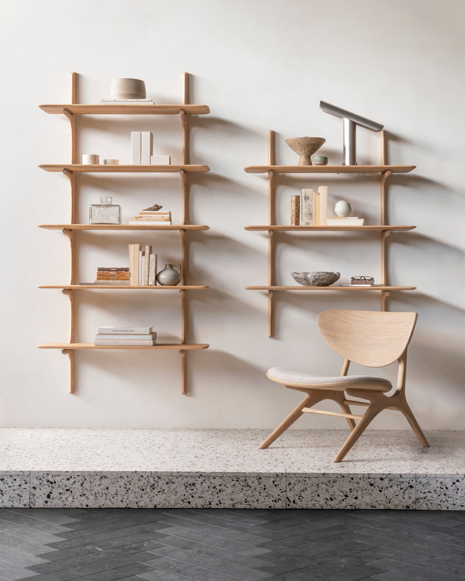 Ethnicraft - Bibliothèque murale PI - Chêne Huilé - 3 niveaux