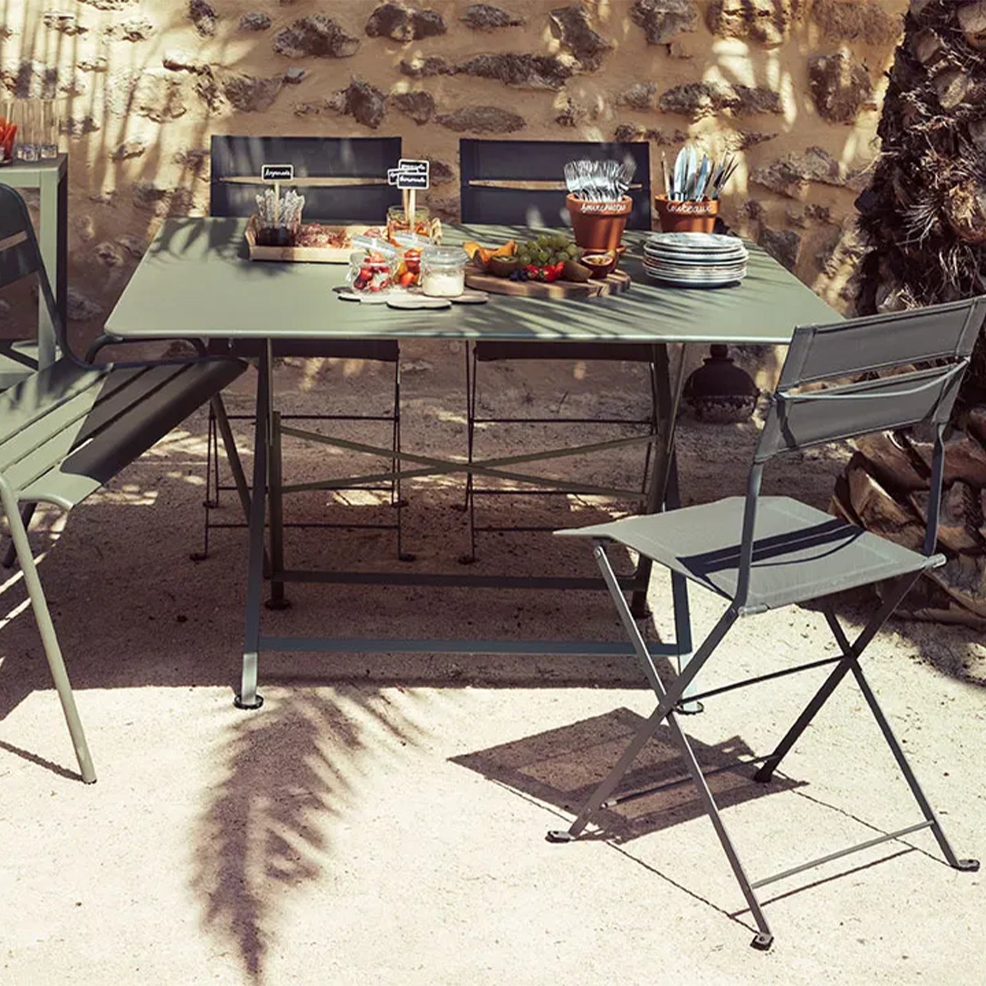 Fermob - Latitude - Chaise pliante en toile - (-20%) Coloris Gris Orage