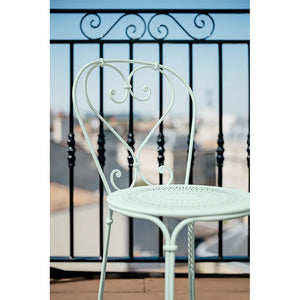 Fermob – 1900 – Chaise en situation