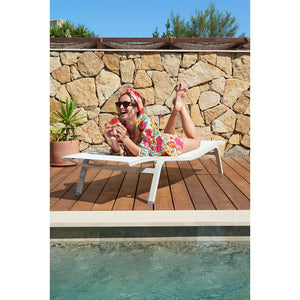 Fermob – Alizé – Bain de soleil xs en situation