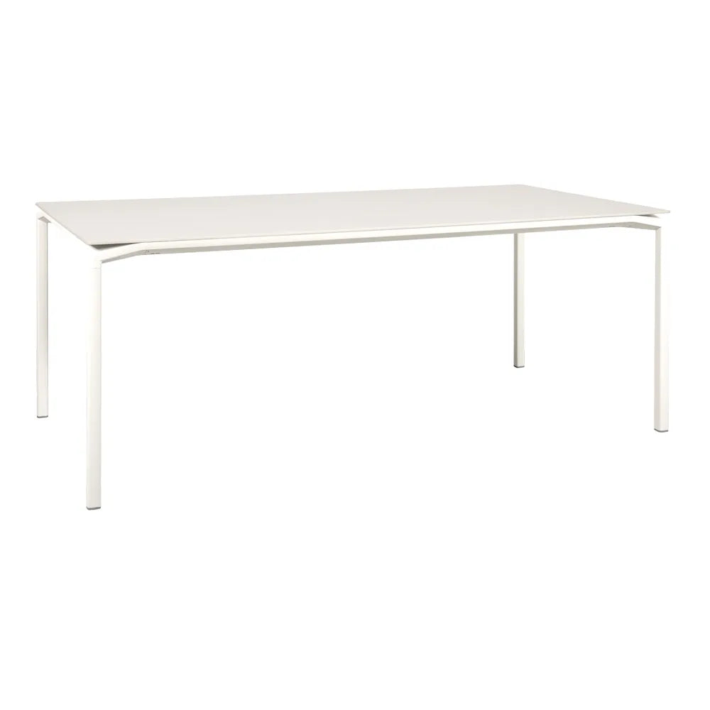 Fermob – Calvi – Table minérale 195 x 95 cm – Blanc coton
