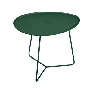 Fermob – Cocotte – Table basse ovale 55 x 44.5 cm, plateau amovible – Vert cèdre