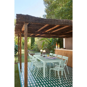 Fermob – Ribambelle – Table 2 allonges 149/234 x 100 cm en situation