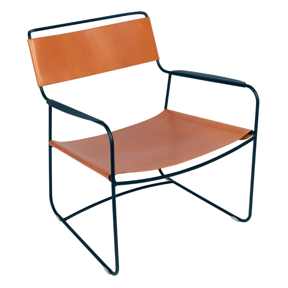 Fermob – Surprising – Fauteuil bas cuir – Bleu abysse