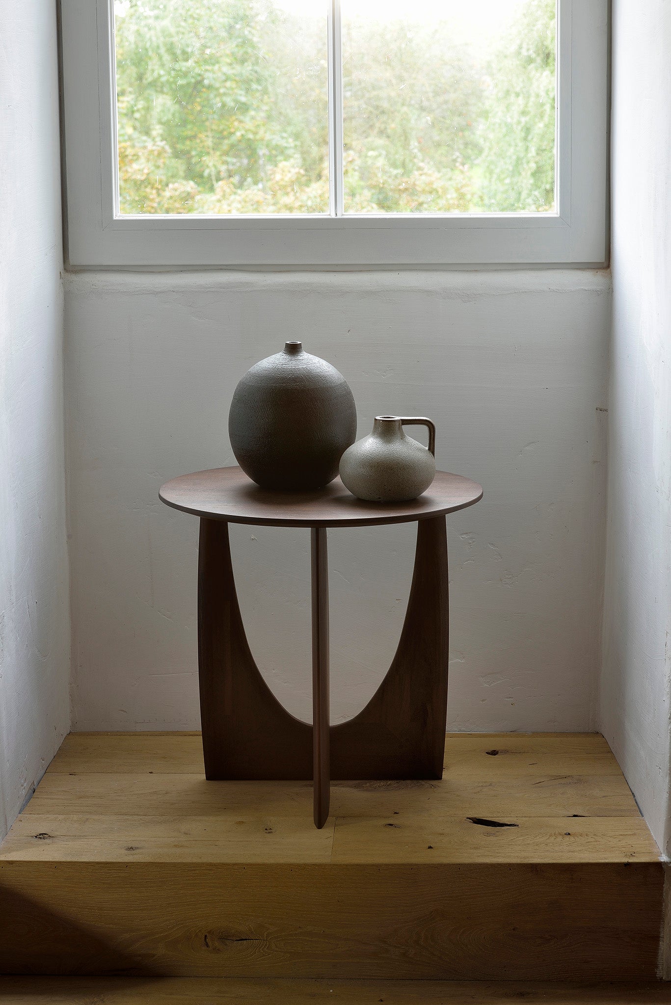Ethnicraft - Table d'appoint Geometric - Teck brun verni