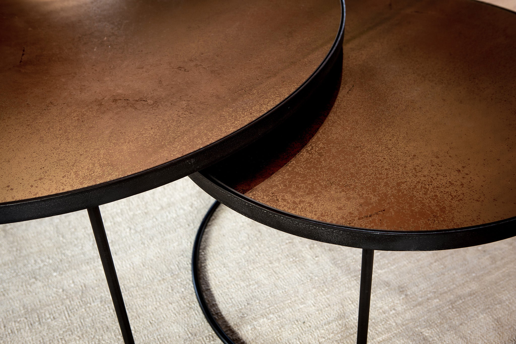 Ethnicraft - Set de 2 tables basses Bronze Copper Nesting