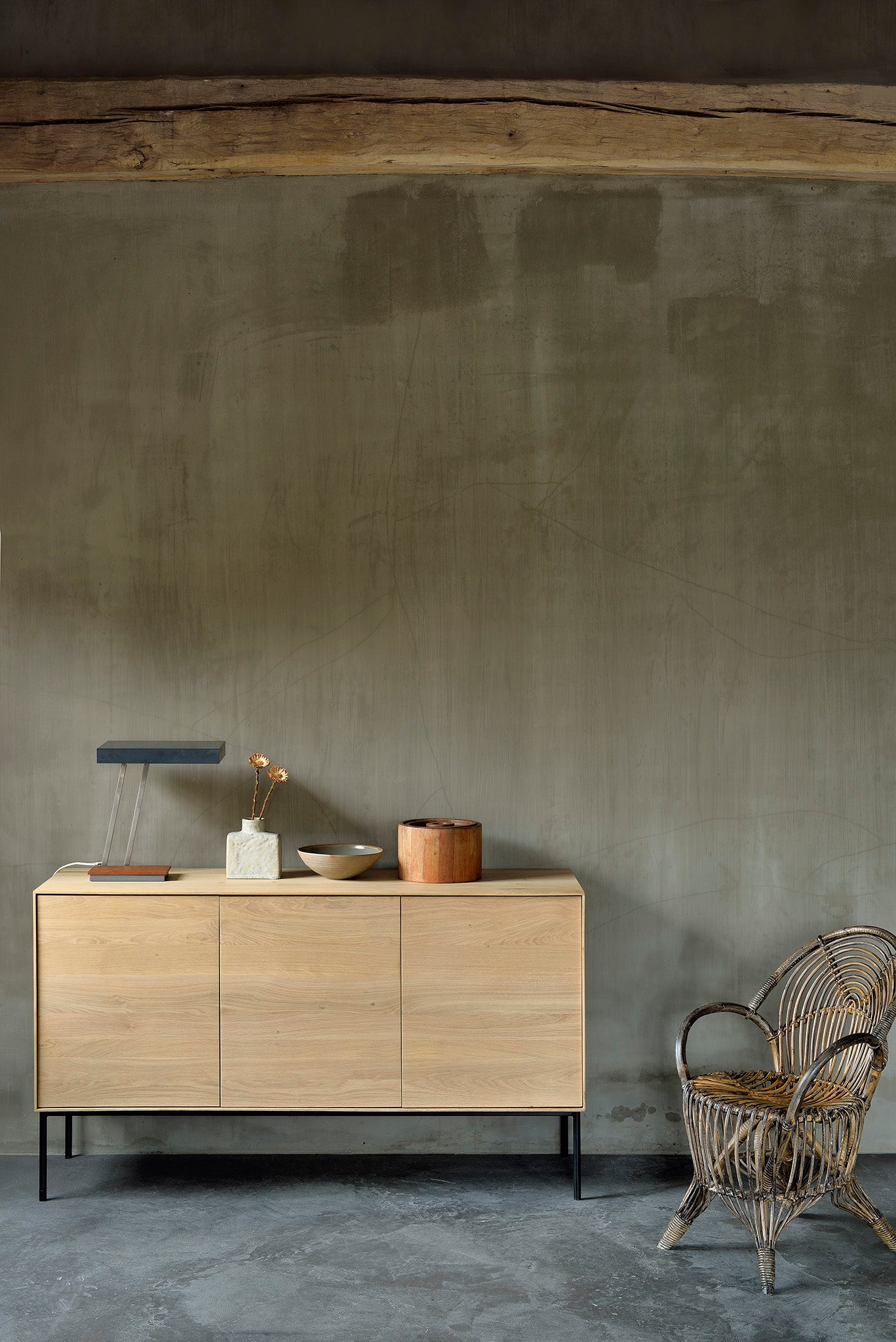 Ethnicraft - Buffet Whitebird - Chêne massif - L.150 X 45 X 85