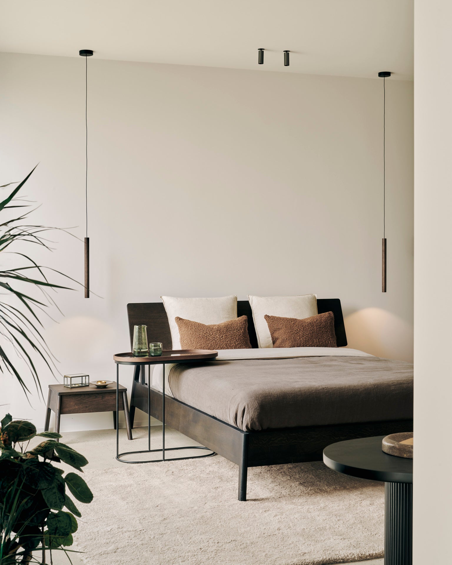 Ethnicraft - Lit Air - Chêne massif teinté brun - 200 x 232 x H96 (couchage 180)