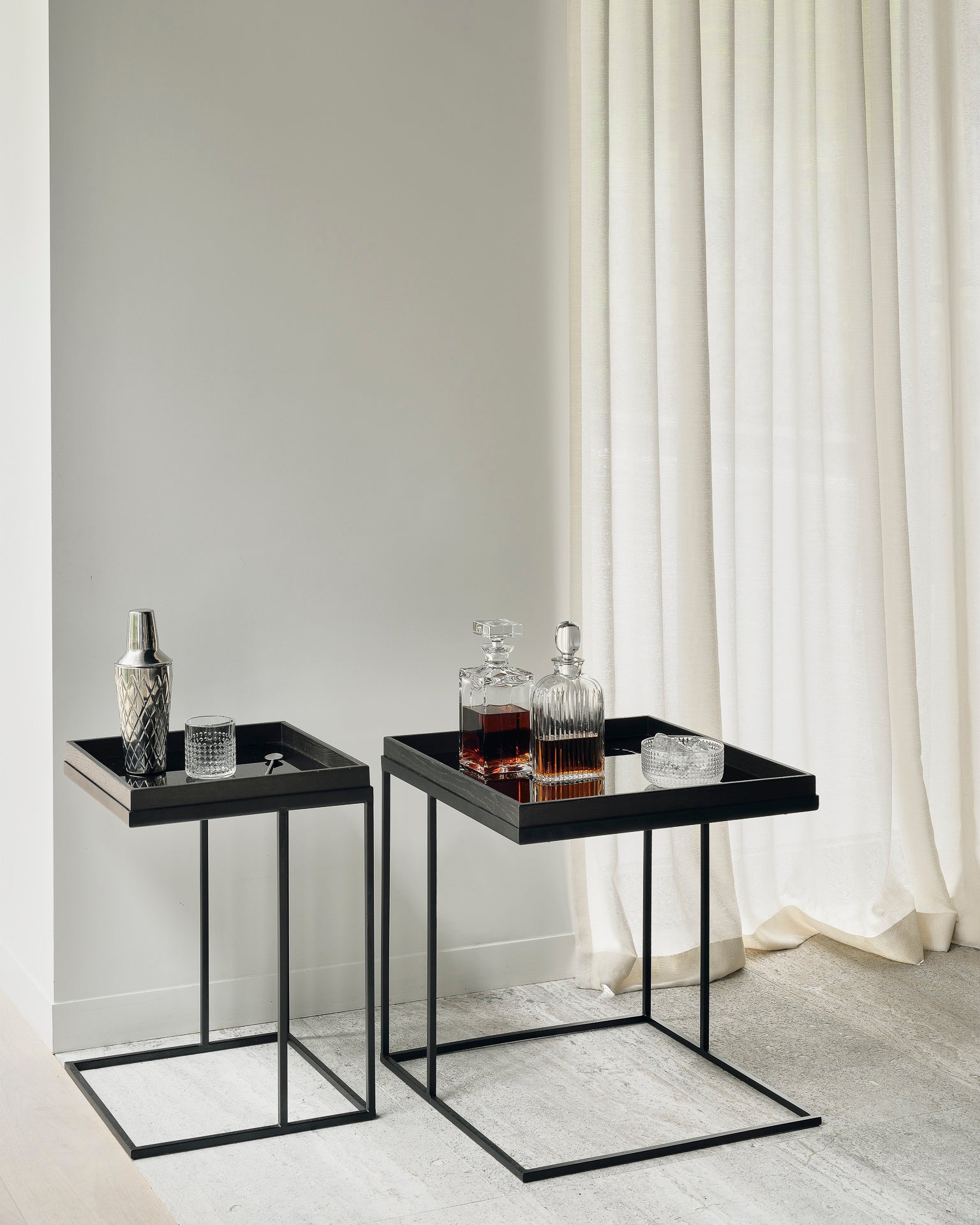 Ethnicraft - Table d'appoint à plateau Square – L- 52 x 52 x H50