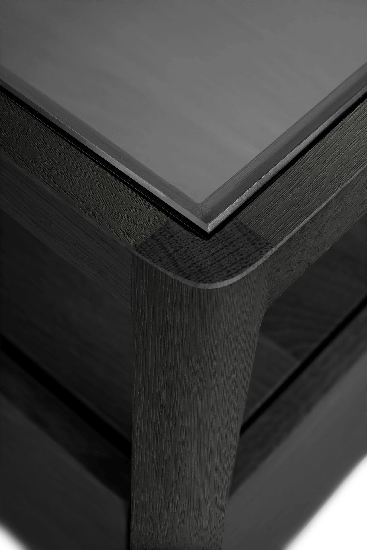 Ethnicraft - Table de chevet Spindle - Chêne noir