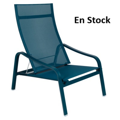 Fermob - Alizé - Fauteuil bas + repose-pieds - bleu acapulco en stock