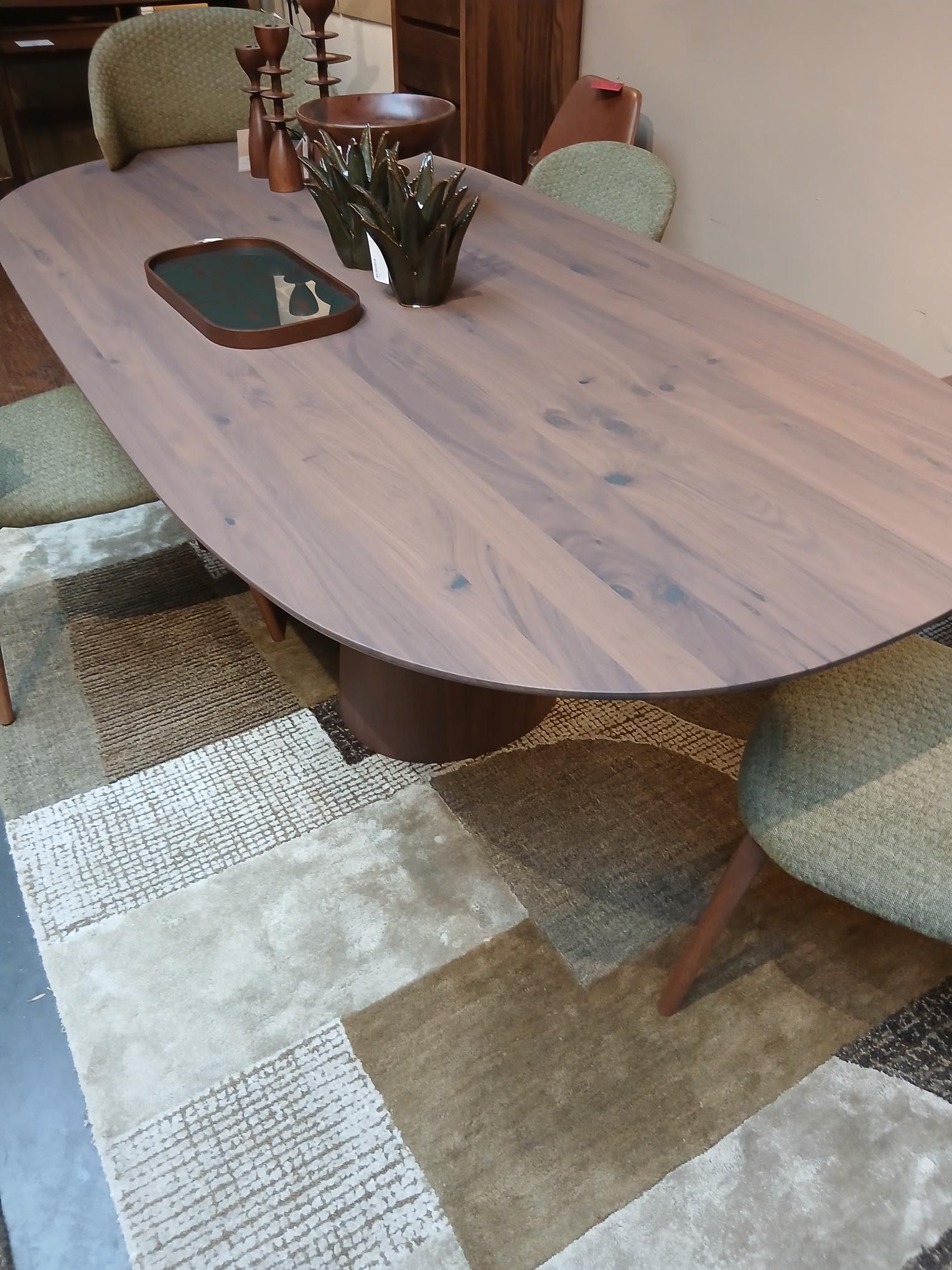 Mobitec - Table Blossom - 220 x 105 x H76 - Noyer massif - (-30%) - Modèle d'exposition