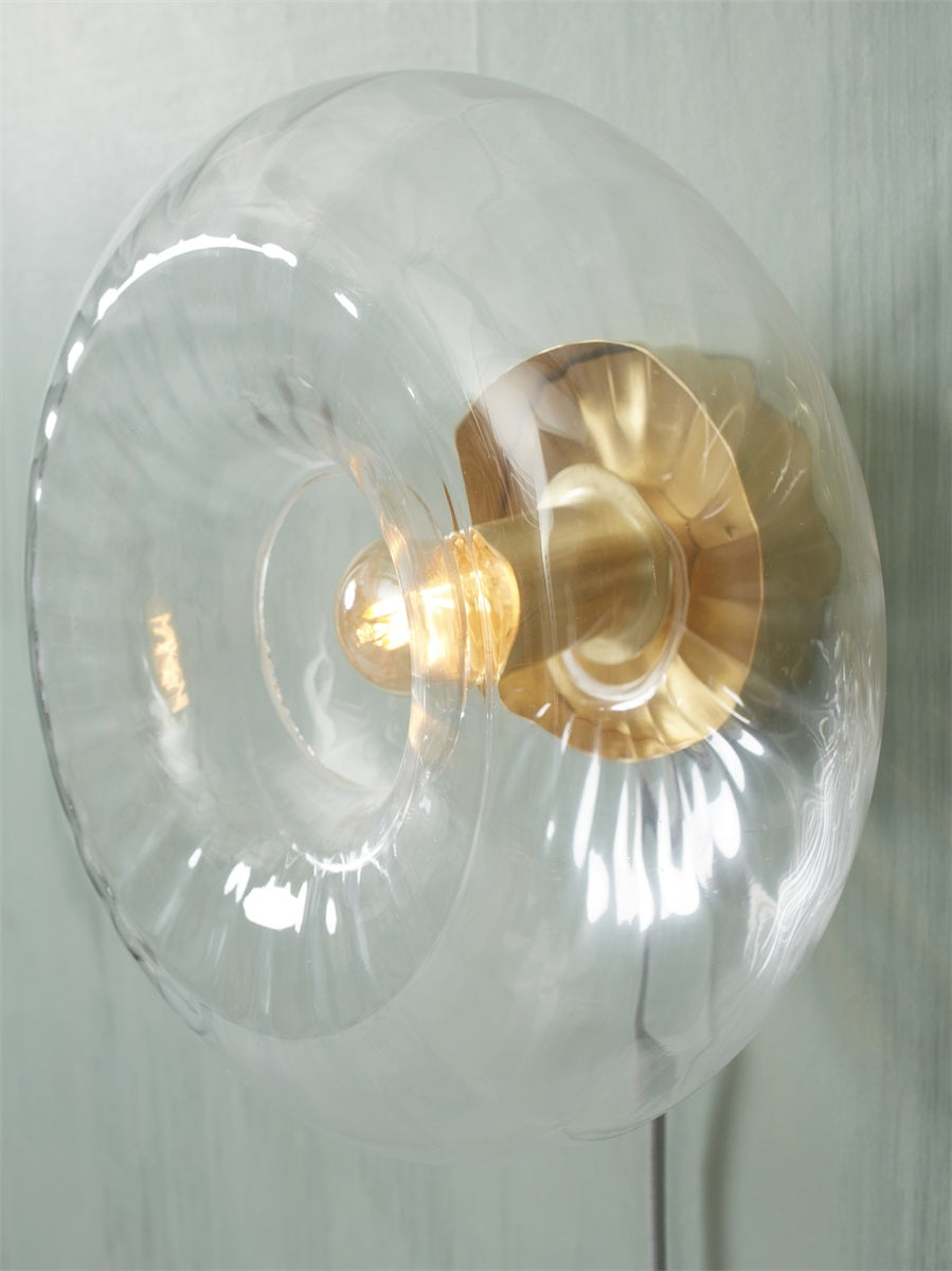 It's About Romi - Applique Brussels - Base Or et Globe Transparent