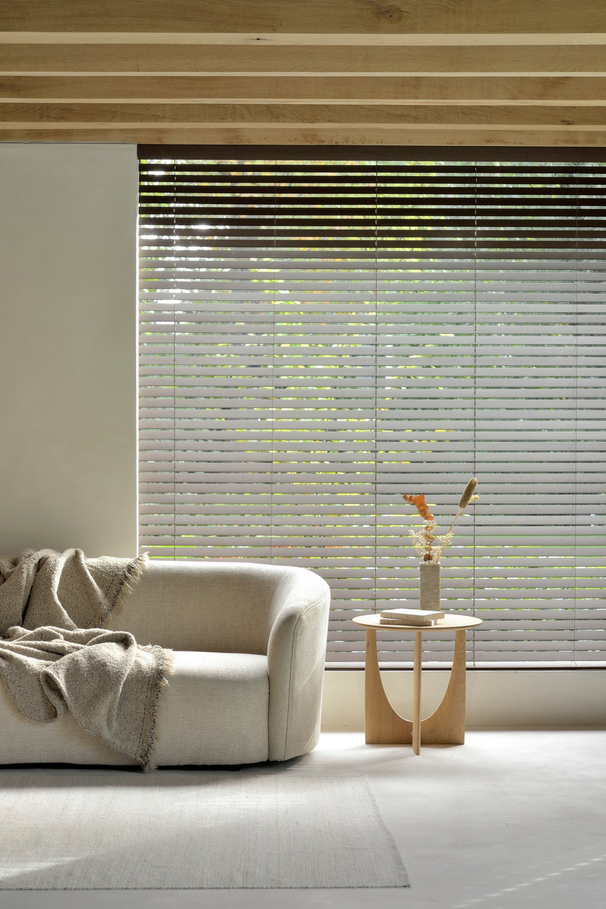 Ethnicraft - Table d'appoint Geometric - Chêne naturel verni