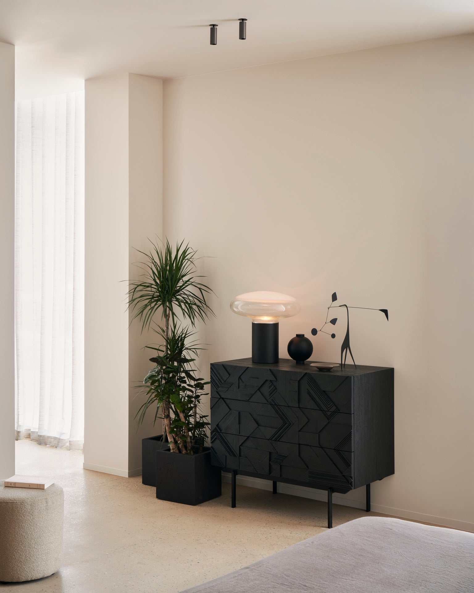 Ethnicraft - Commode Graphic - Teck noir verni - L.100 X 50 x H.87 (-30%)