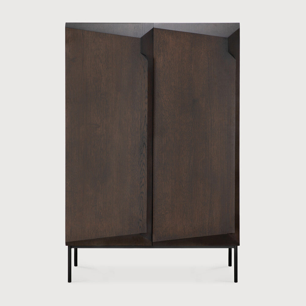 Ethnicraft - Armoire Stairs - Chêne massif verni teinté brun - 1200 x 46 x H150