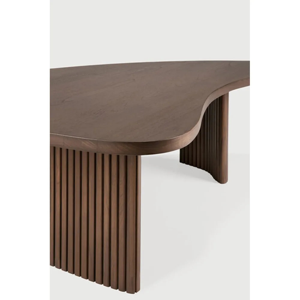 Ethnicraft – Boomerang – Table Basse Boomerang – Teck brun - 90 x 61 x 29 cm