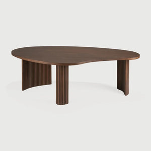 Ethnicraft – Boomerang – Table Basse Boomerang – Teck brun - 126 x 74 x 40 cm