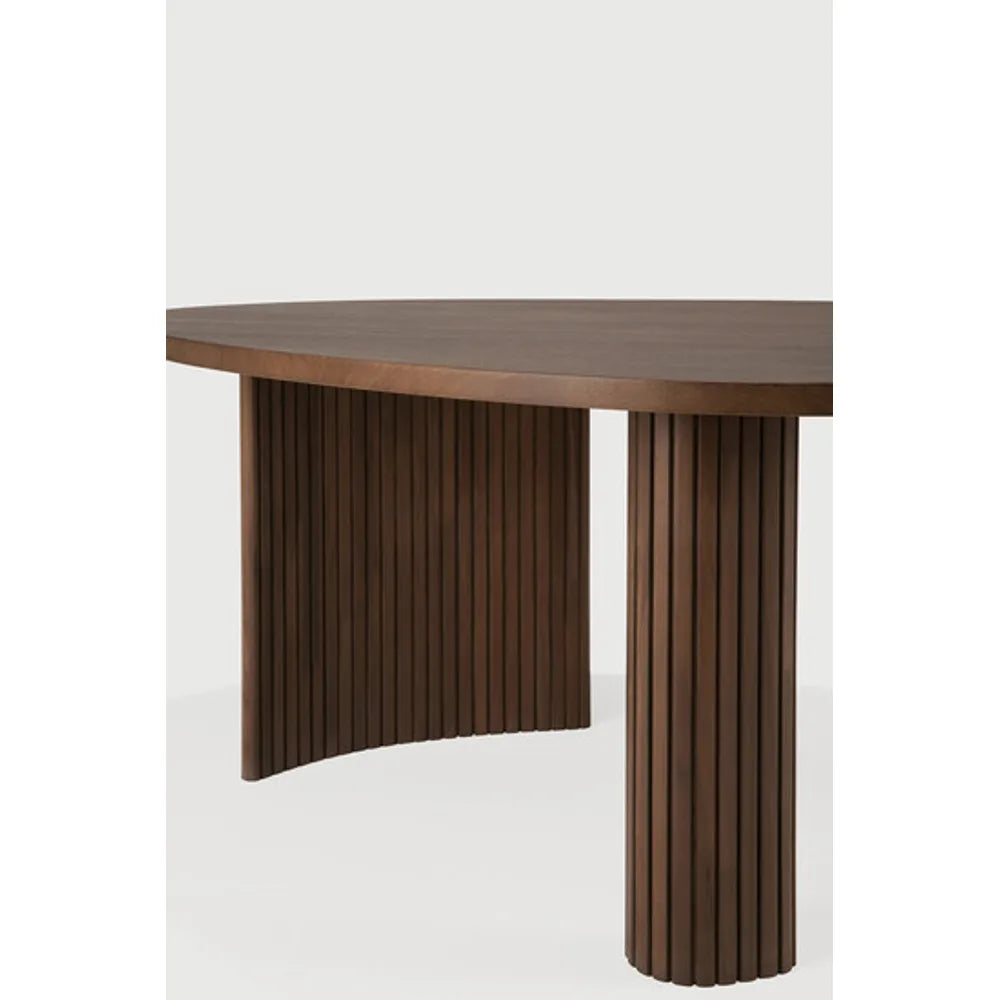 Ethnicraft – Boomerang – Table Basse Boomerang – Teck brun - 126 x 74 x 40 cm