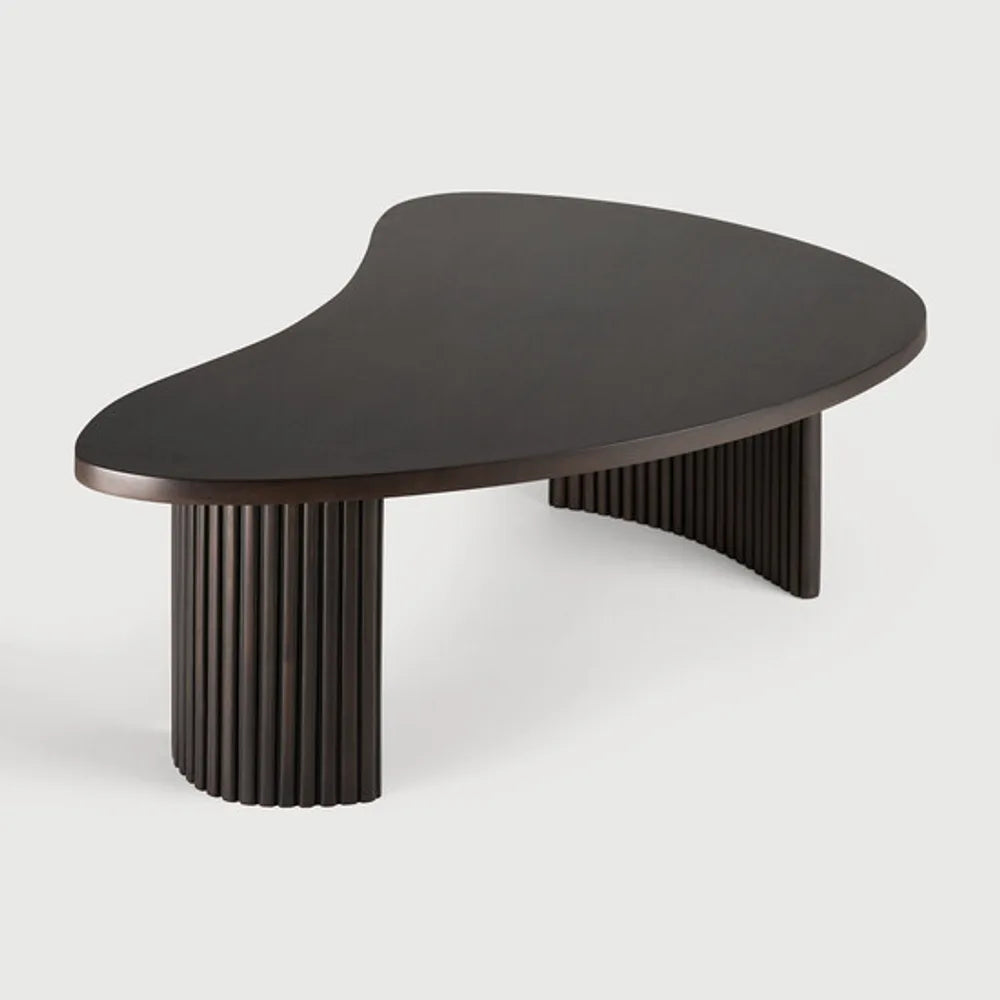 Ethnicraft – Boomerang – Table Basse Boomerang – Acajou brun foncé - 90 x 61 x 29 cm