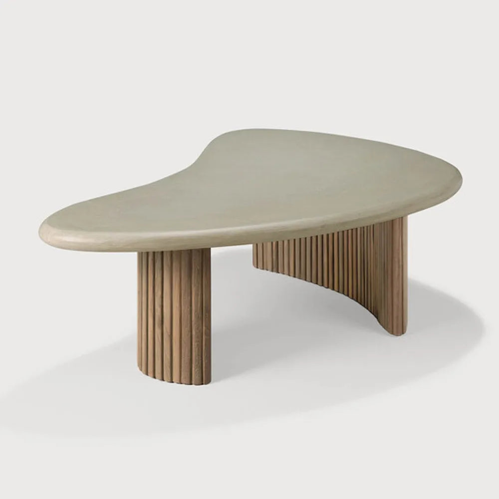 Ethnicraft – Boomerang – Table Basse De Jardin Boomerang – Béton et teck recyclé - 90 cm