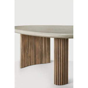Ethnicraft – Boomerang – Table Basse De Jardin Boomerang – Béton et teck recyclé - 90 cm