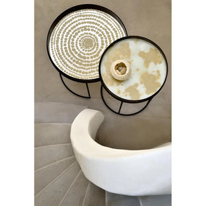 Ethnicraft – Classics – Plateau En Miroir Beads en situation