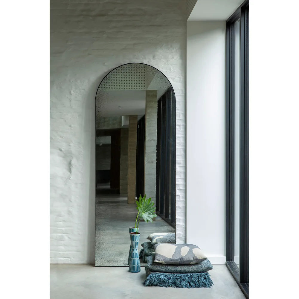 Ethnicraft – Gate – Miroir Clear Gate en situation
