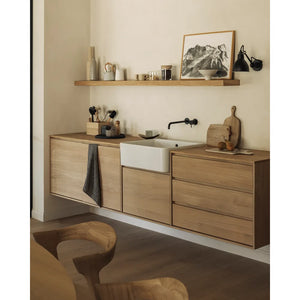 Ethnicraft – Mural – EtagèRe Wall en situation