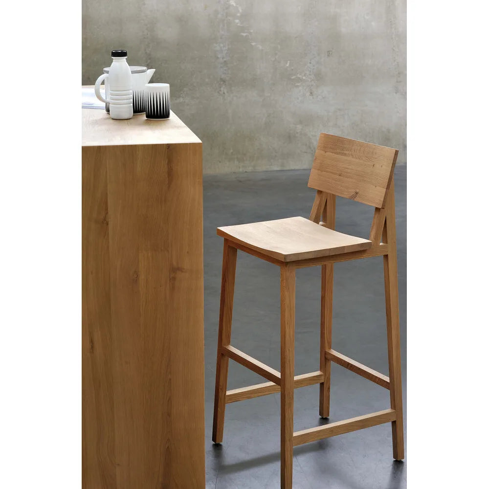 Ethnicraft – N – Tabouret De Bar N4 en situation