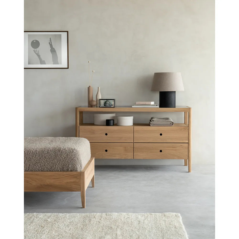 Ethnicraft – Spindle – Commode Spindle en situation