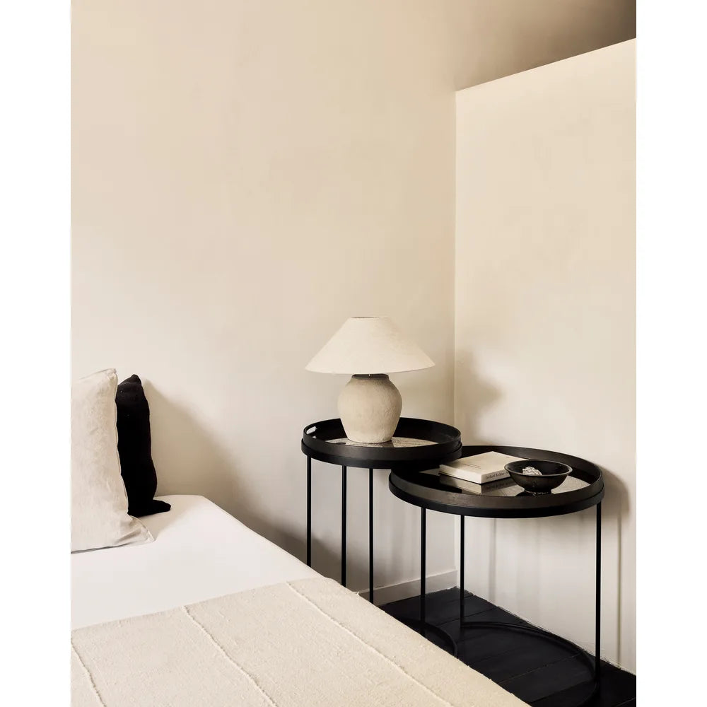 Ethnicraft – Tables à plateau – Set De Table D Appoint A Plateau en situation