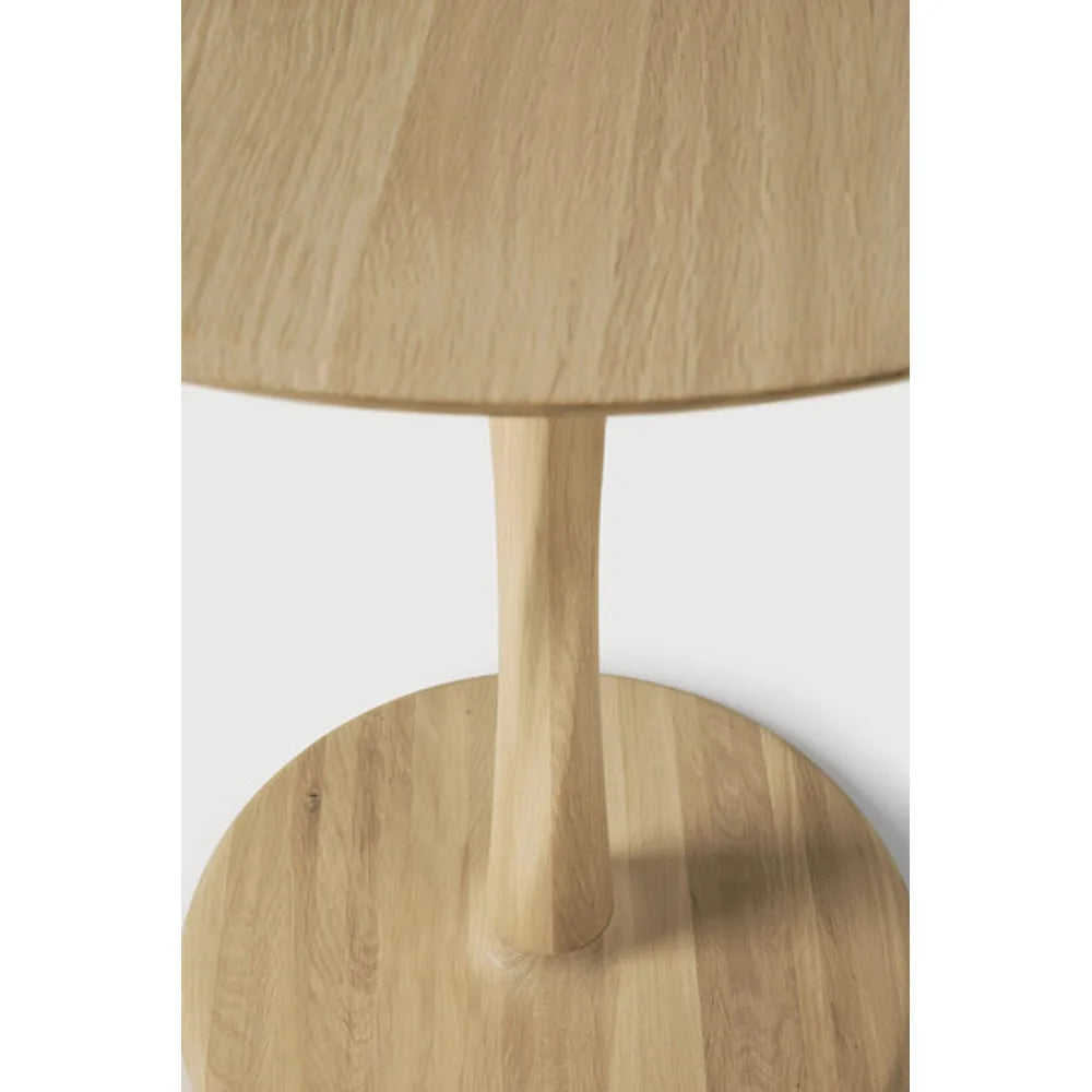 Ethnicraft – Torsion – Table Torsion – Chêne - Rond - Standard, 76 cm - 70 cm