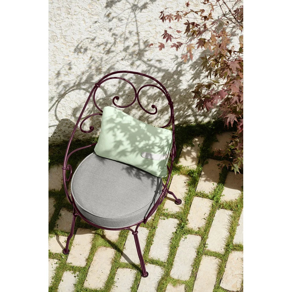 Fermob – 1900 – Fauteuil cabriolet en situation