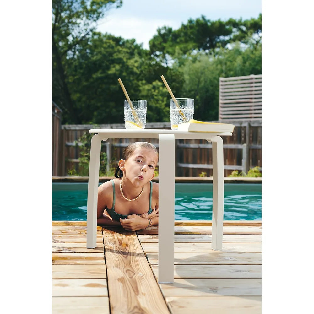 Fermob – Alizé – Table basse ø 48 cm en situation
