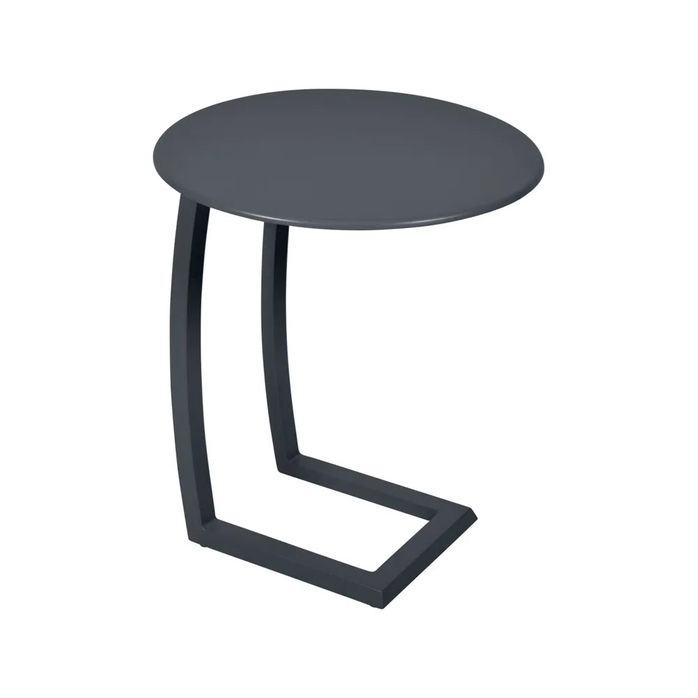 Fermob – Alizé – Table basse déportée ø 48 cm – Carbone