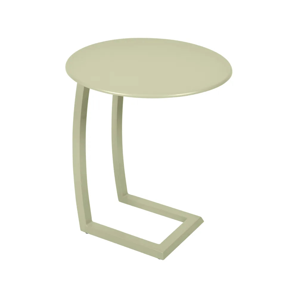 Fermob – Alizé – Table basse déportée ø 48 cm – Vert tilleul