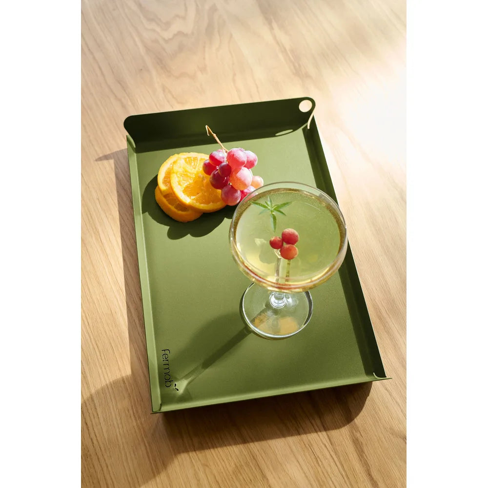 Fermob – Alto – Plateau 36 x 23.5 cm en situation