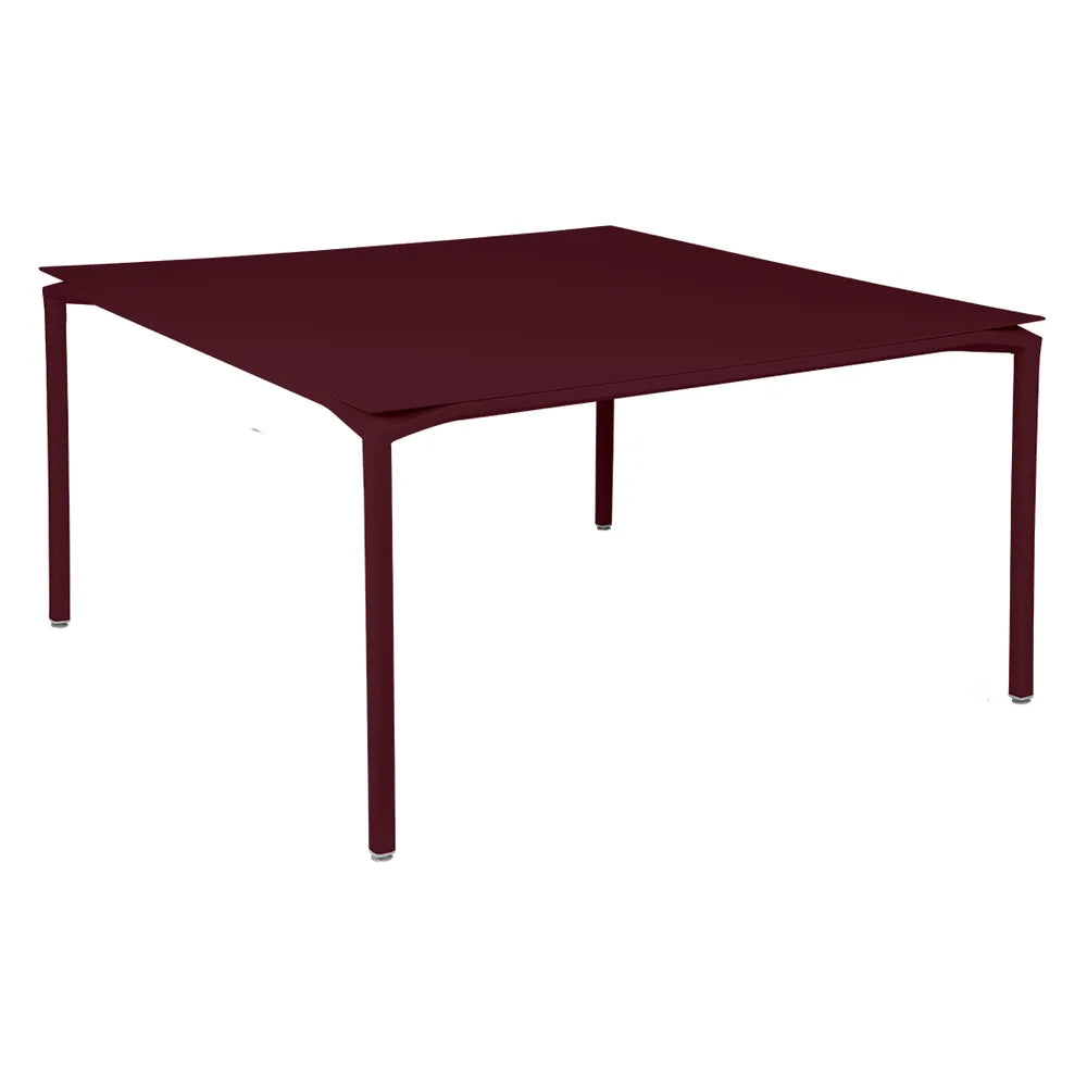 Fermob – Calvi – Table 140 x 140 cm – Cerise noire