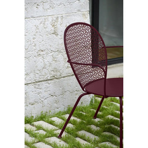 Fermob – Lorette – Fauteuil bas en situation