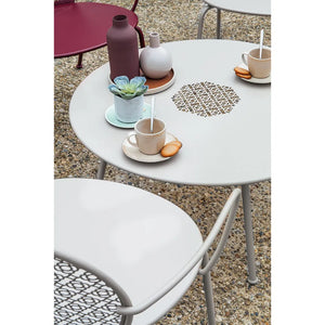 Fermob – Lorette – Table basse ø 80 cm en situation