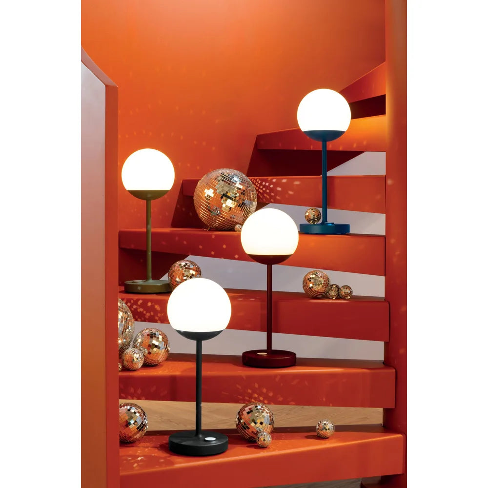 Fermob – Mooon! – Lampe H.41 max en situation
