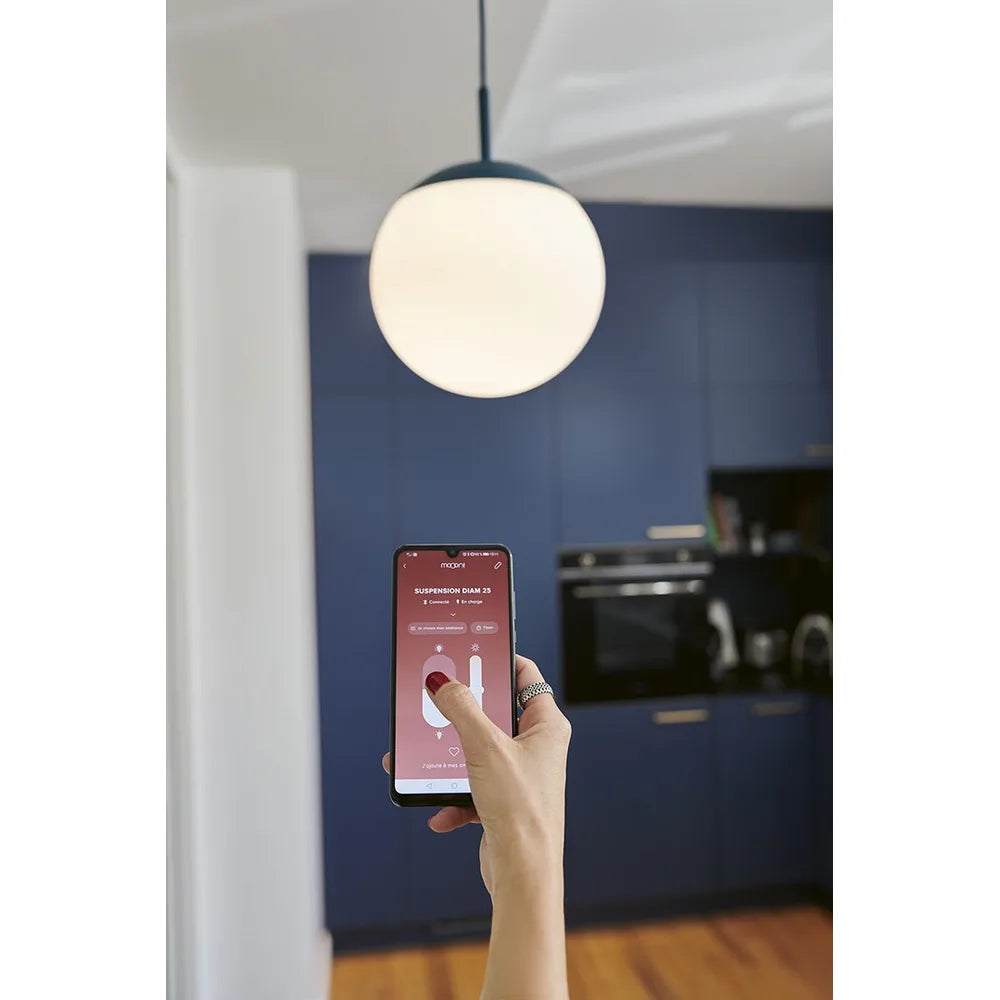 Fermob – Mooon! – Suspension ø25 cm en situation
