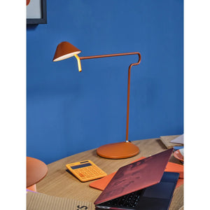 Fermob – Pixi – Lampe de bureau H.47 cm en situation